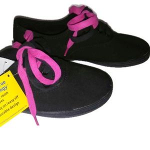 Smartfit Casual Shoes with Pink & Black Laces